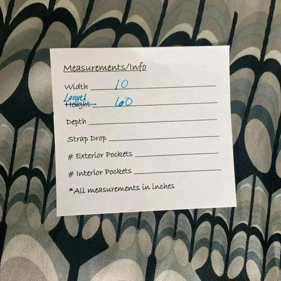 Retro print scarf - Picture 3 of 3